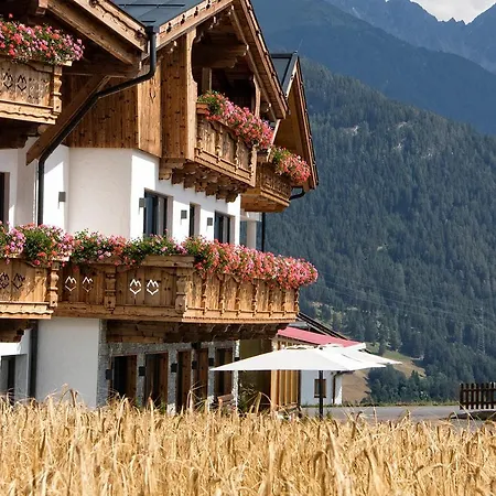 Apartment Alpinium - Inklusive Super Sommer Card Fiss