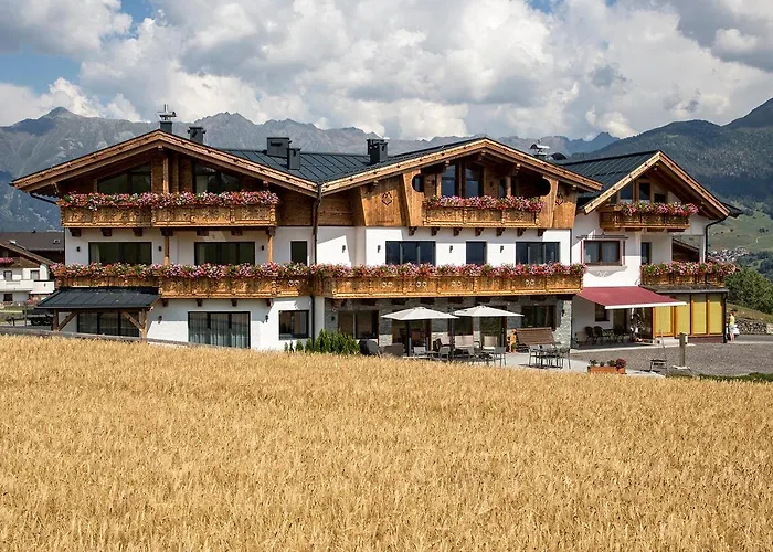 Alpinium - Inklusive Super Sommer Card アパート フィス