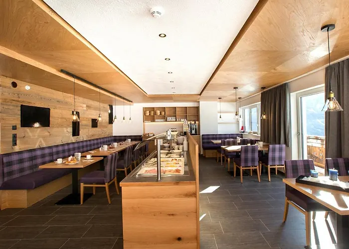 Alpinium - Inklusive Super Sommer Card * フィス