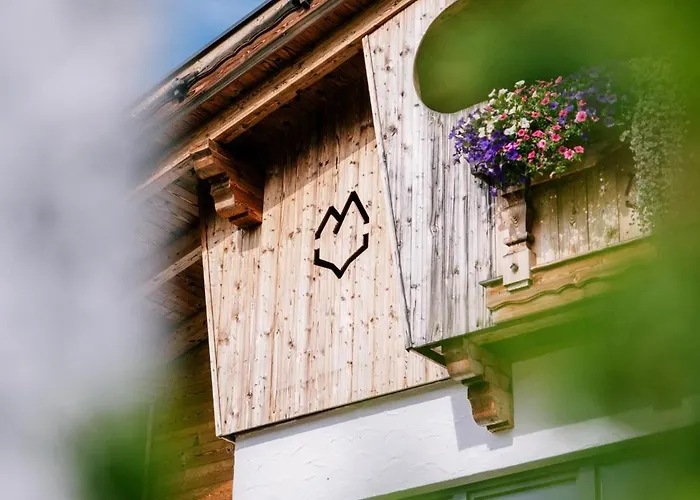 Alpinium - Inklusive Super Sommer Card アパート フィス